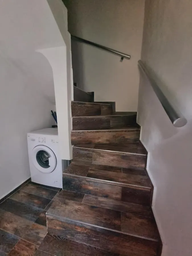 Dalla Rossa Apartment Krnica 0*,  Croatia
